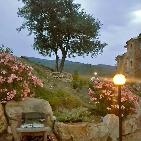 度假居 Borgo Bellavista 巴德希
